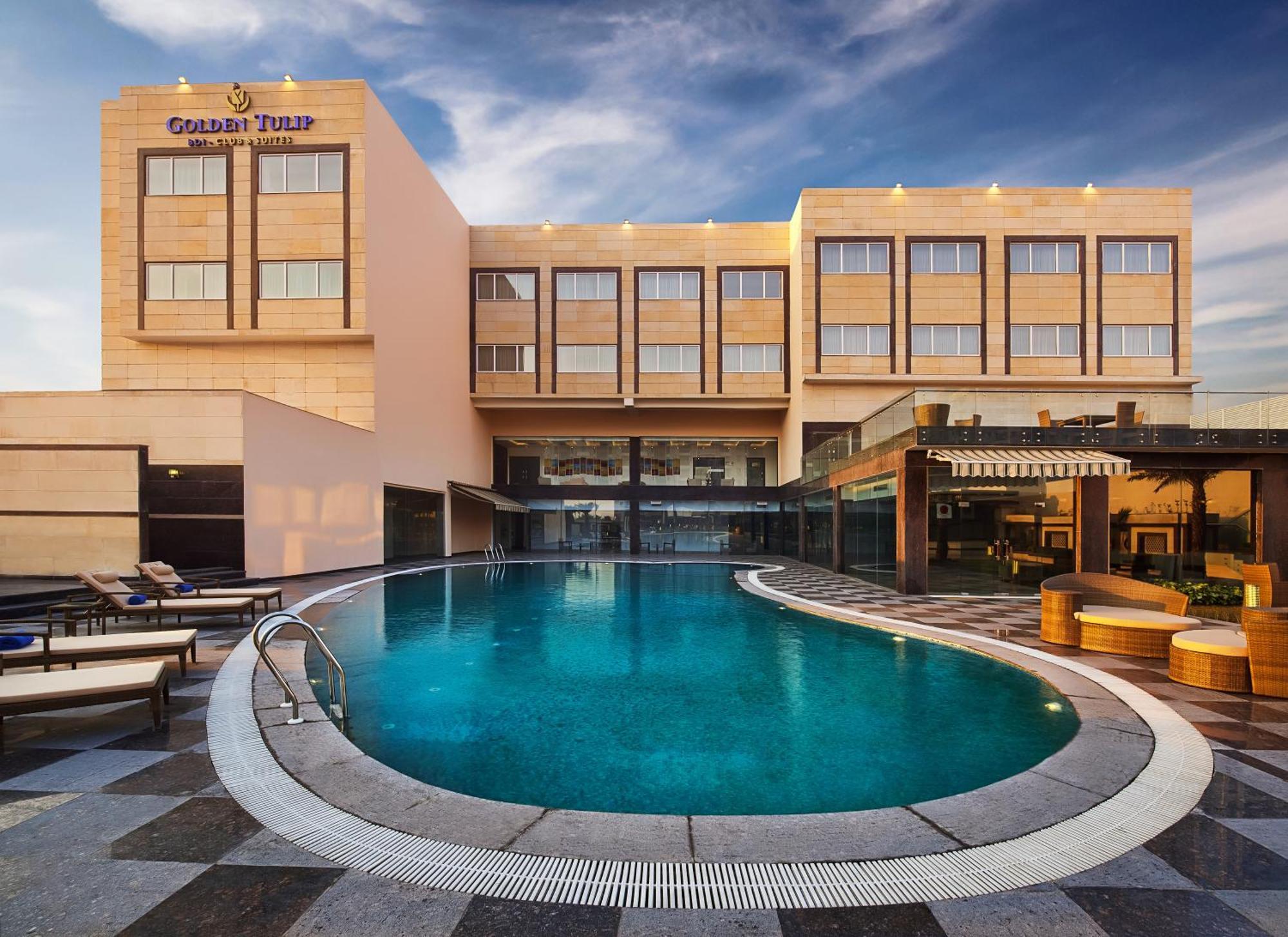 Golden Tulip Bhiwadi Hotel Buitenkant foto